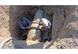 جلوگیری از هدررفت آب در بندر امام خمینی با رفع شکستگی لوله